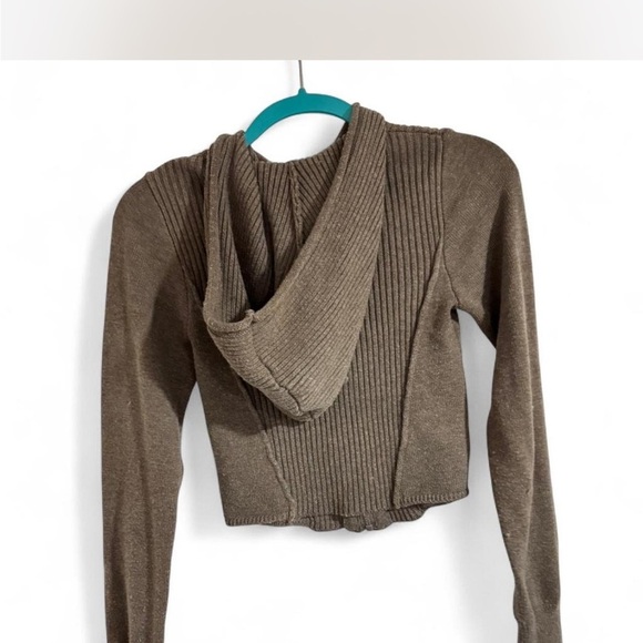 Forever 21 Brown Ribbed Zip-Up Sweater - Picture 2 of 4